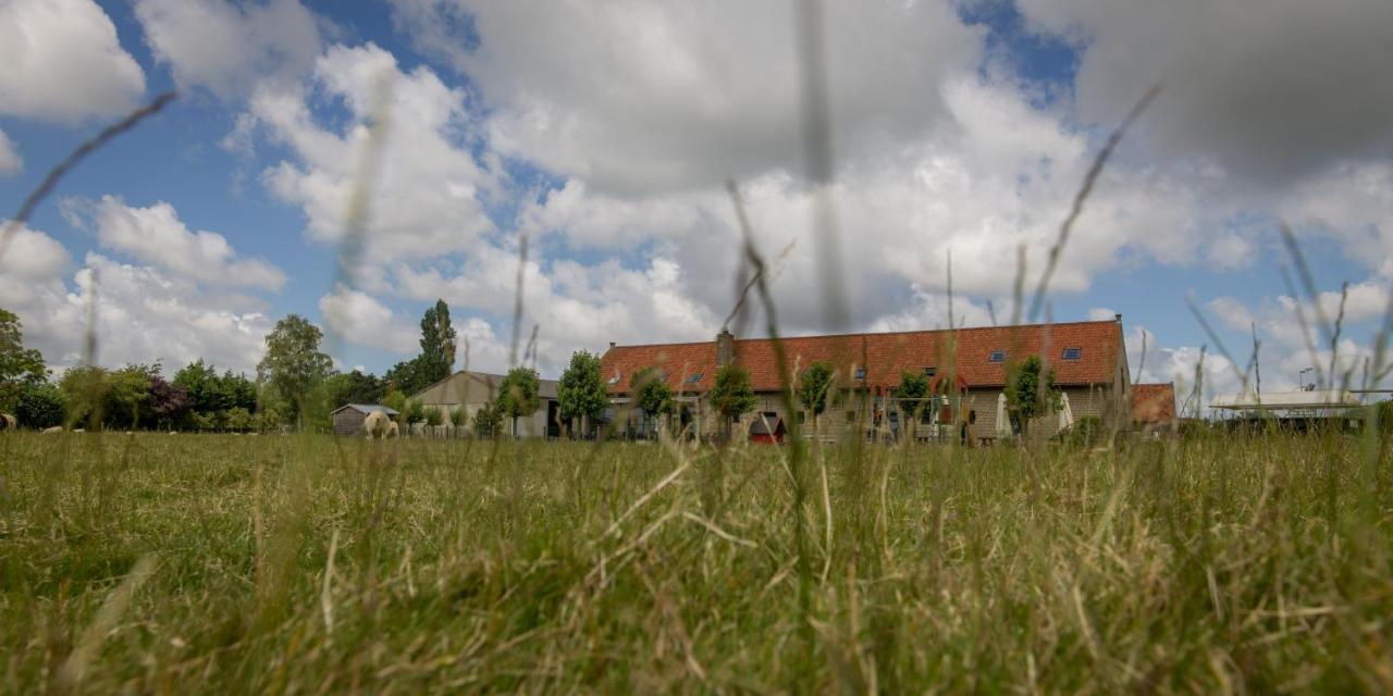 Hoevehotel Ter Haeghe Gistel Exterior foto